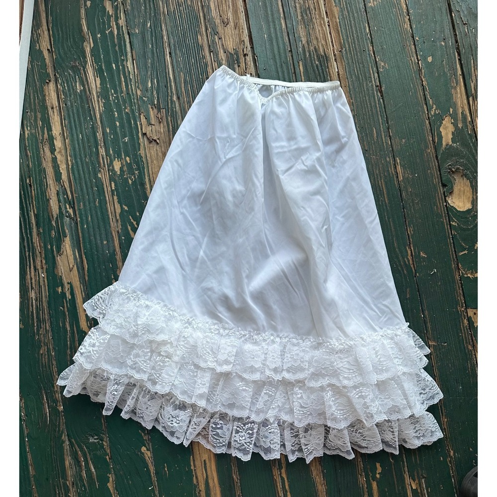 Tina Michele Alfred Angelo White Nylon Half Slip Tiered Lace Hem Vintage USA 31"